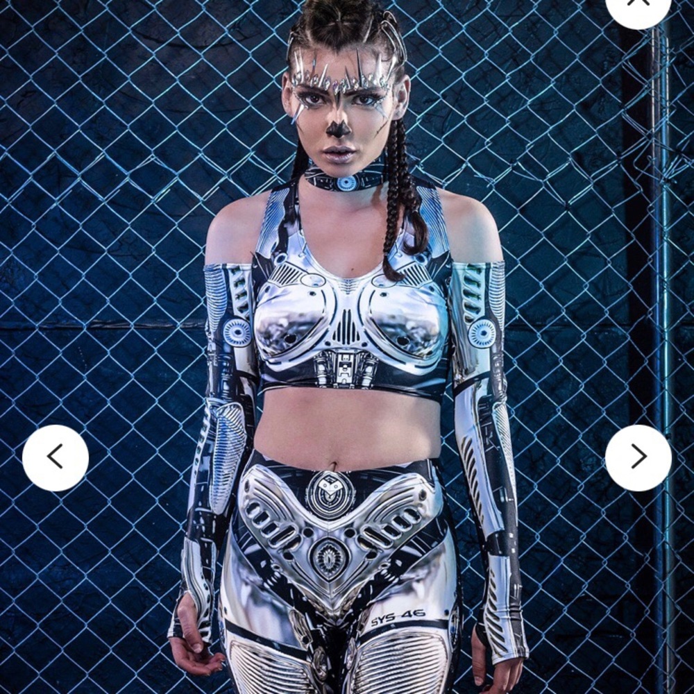 Badinka brand cyborg top brand new size M